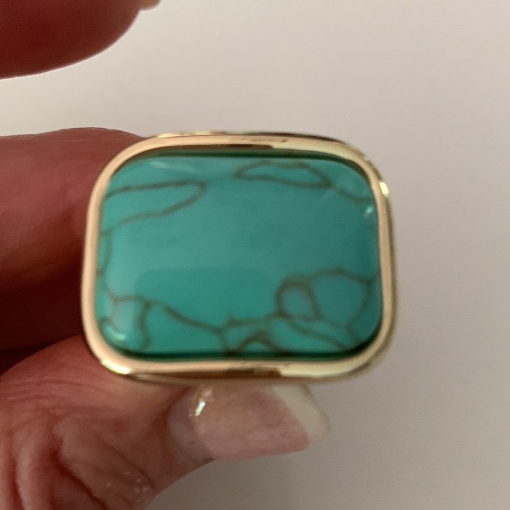 COPY - Aqua hued howlite ring size 8 - Picture 12 of 12